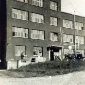 213