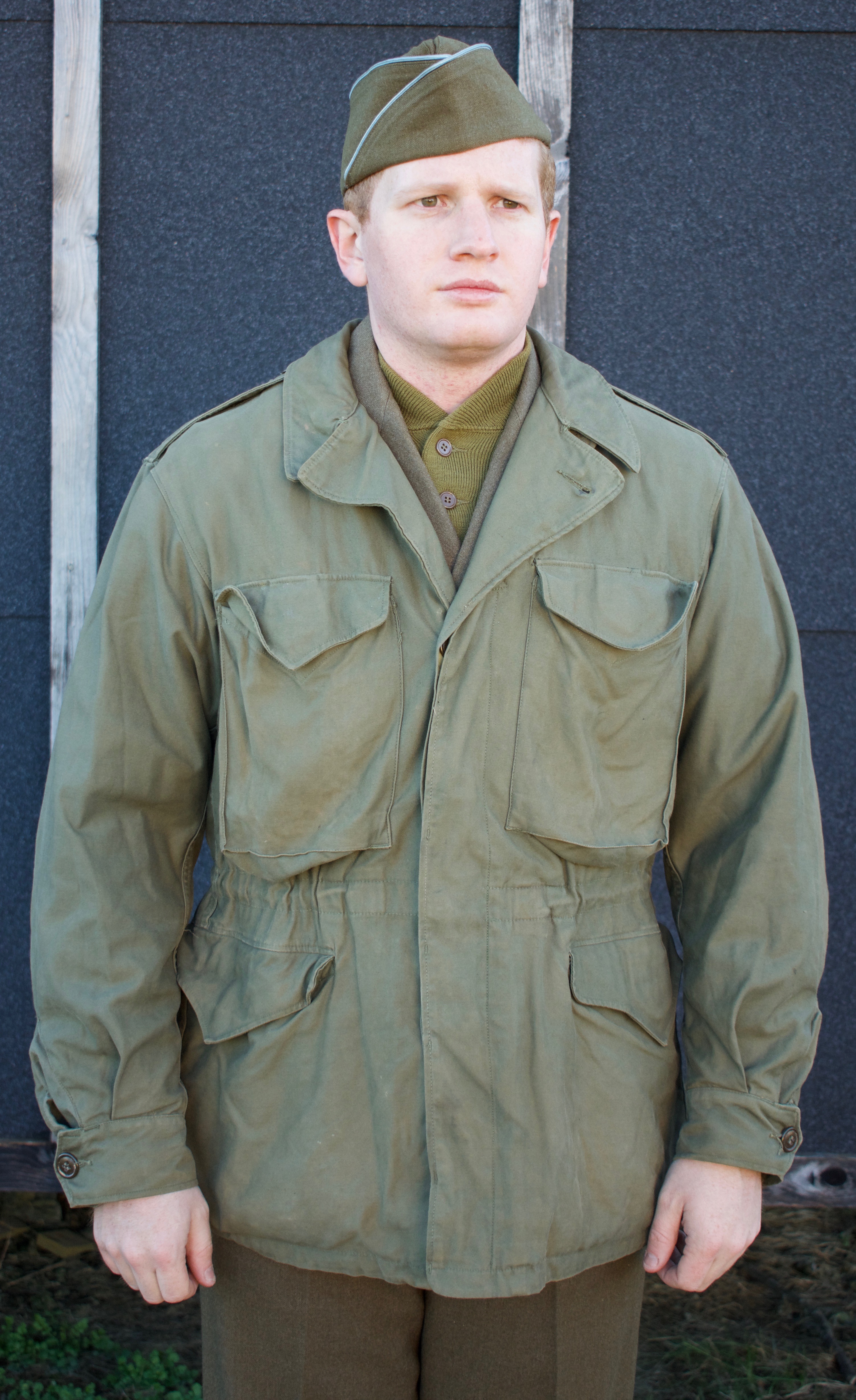 Reenactor Lessons: Fitting of the M-1943 Field Jacket – The Men of